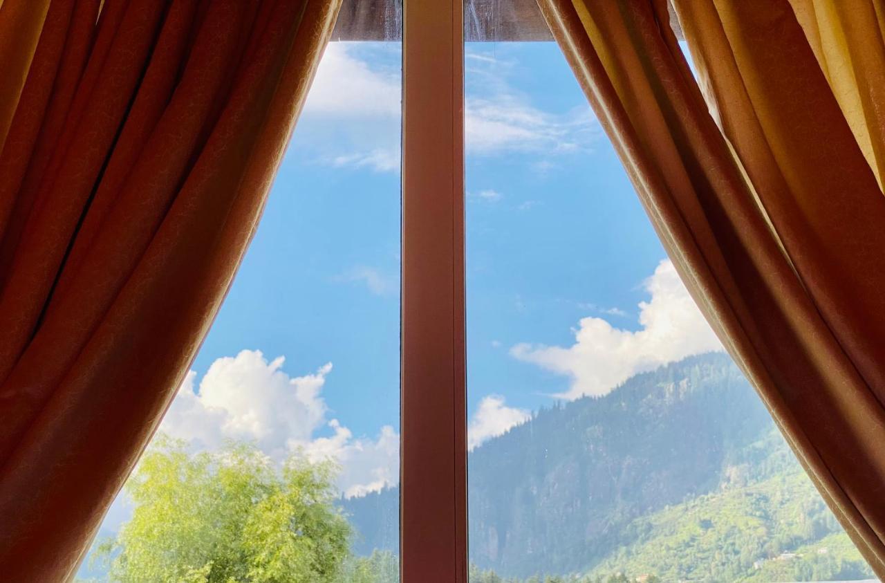 Vista Resort Near Mall Road Manali - Centrally Heated & Air Cooled Extérieur photo