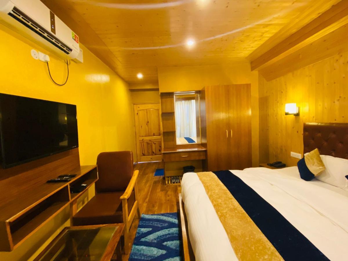 Vista Resort Near Mall Road Manali - Centrally Heated & Air Cooled Extérieur photo