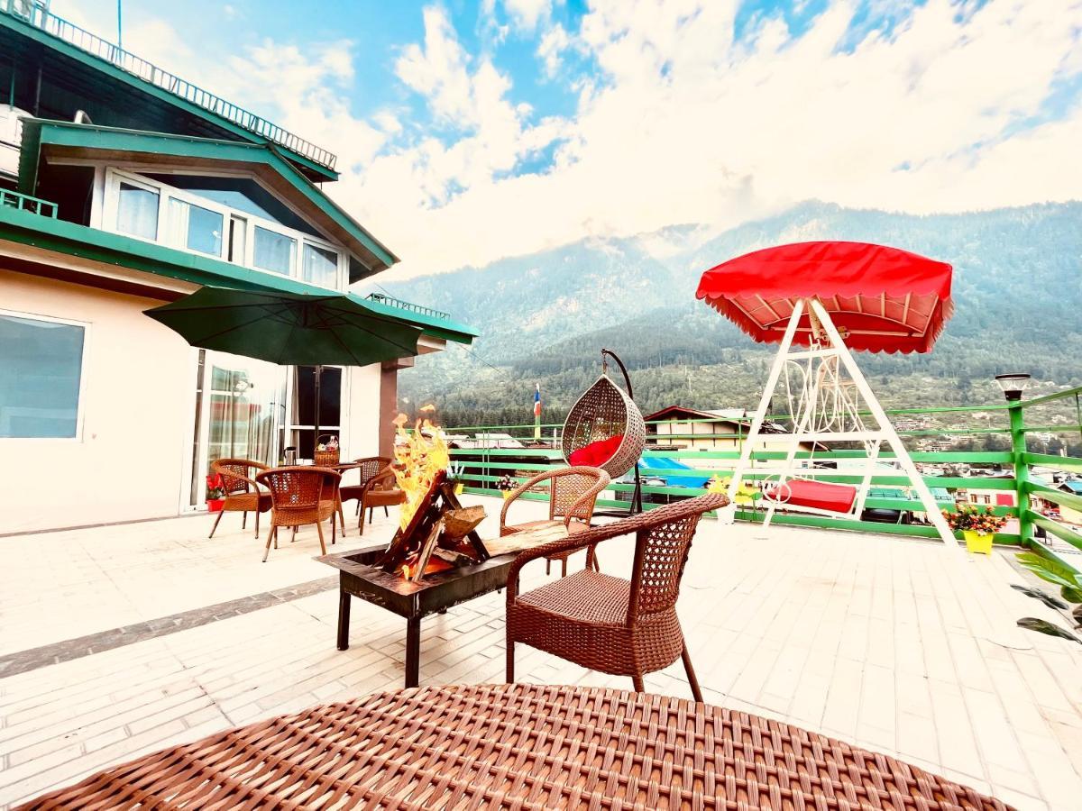 Vista Resort Near Mall Road Manali - Centrally Heated & Air Cooled Extérieur photo